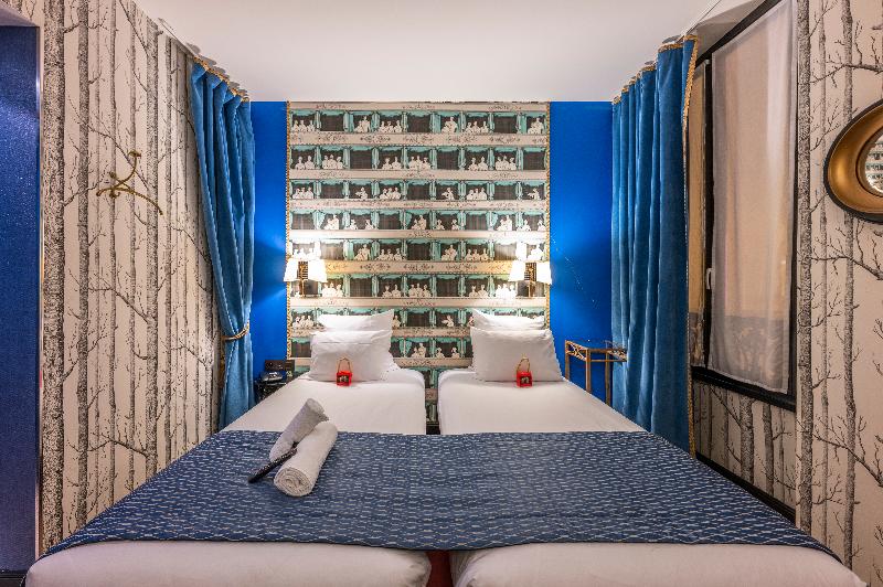 Hotel Sacha image