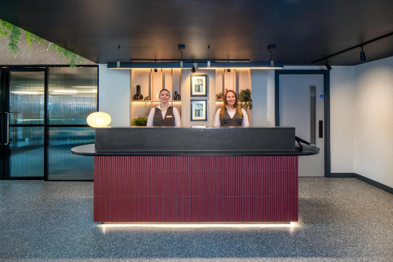 The Royal Angus Hotel image
