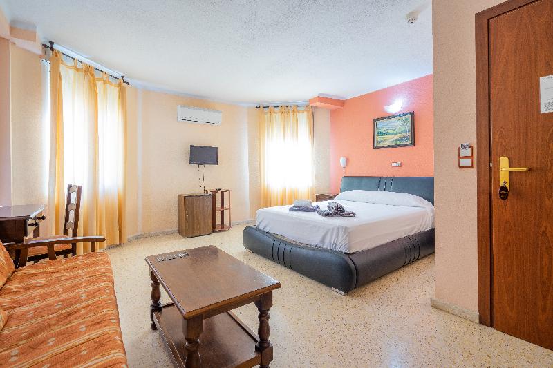 Hotel Velis image