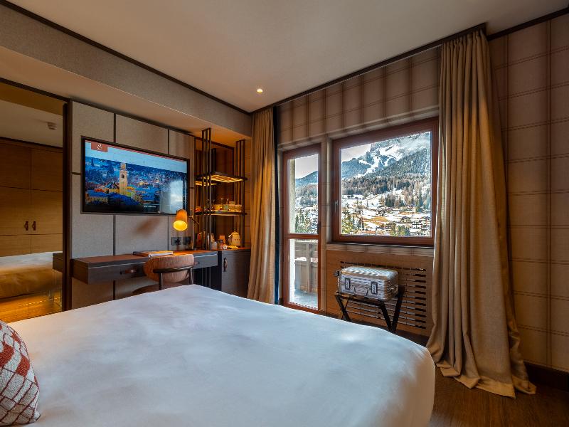 Eight Hotel Cortina image