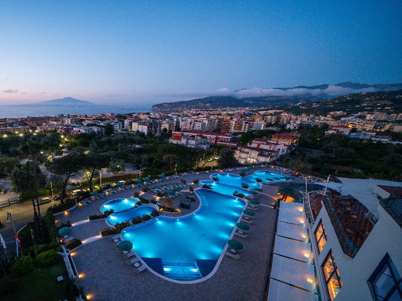 Hilton Sorrento Palace image
