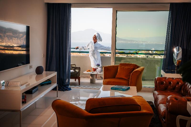 Hilton Sorrento Palace image