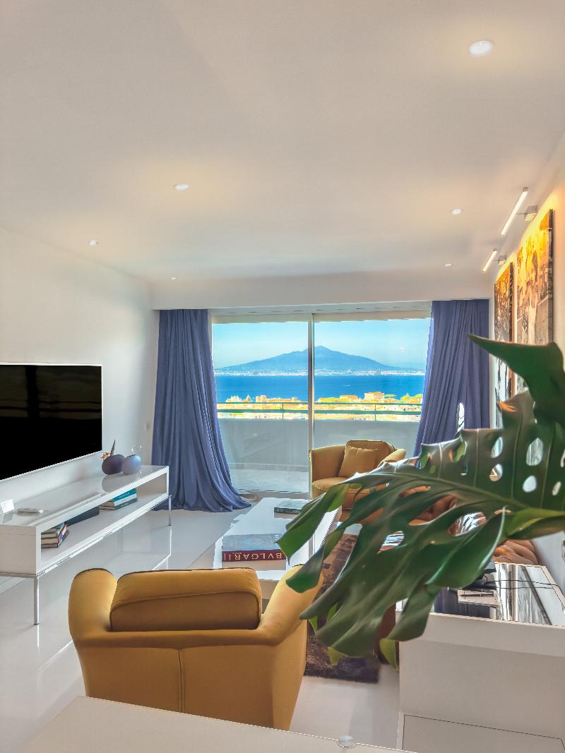 Hilton Sorrento Palace image