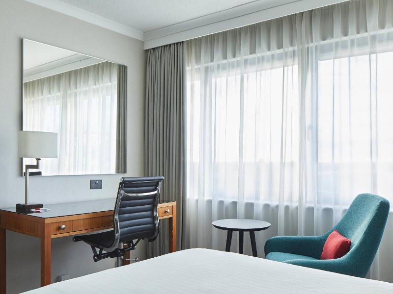 Marriott Hotel Portsmouth image