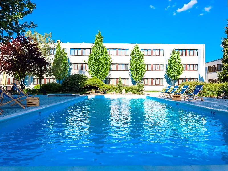 Novotel Poznan Malta image