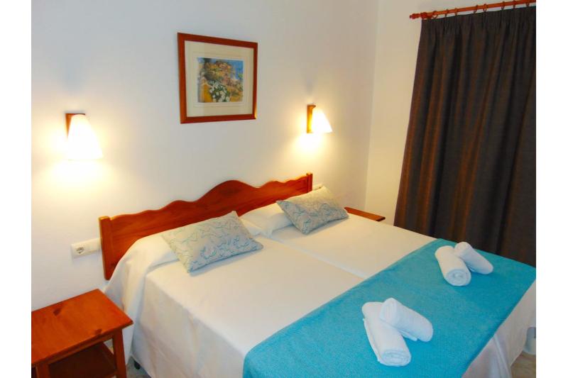 Apartamentos Cabo de Baños by MIJ gallery photo 9