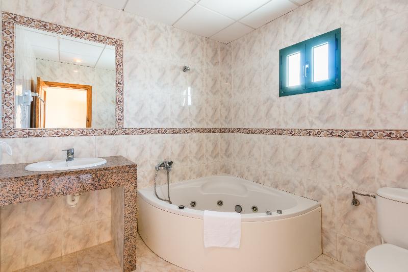 Apartamentos Cabo de Baños by MIJ gallery photo 21