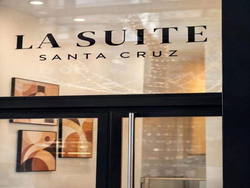 La Suite — view
