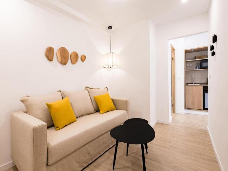 La Suite image