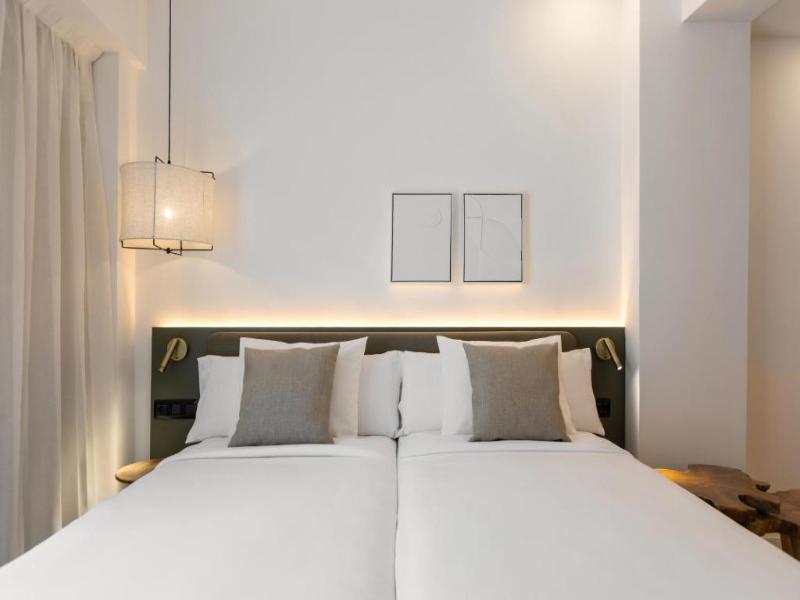 La Suite image