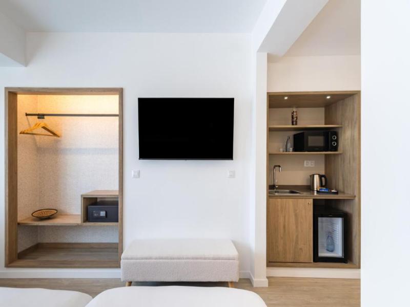 La Suite image