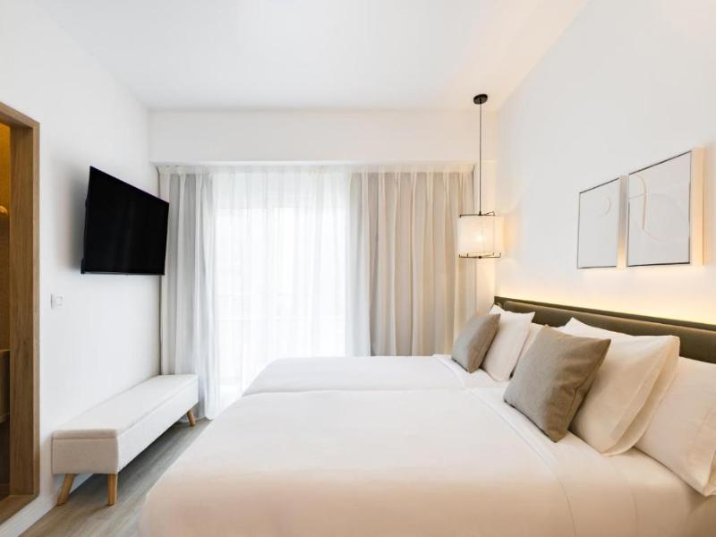 La Suite image