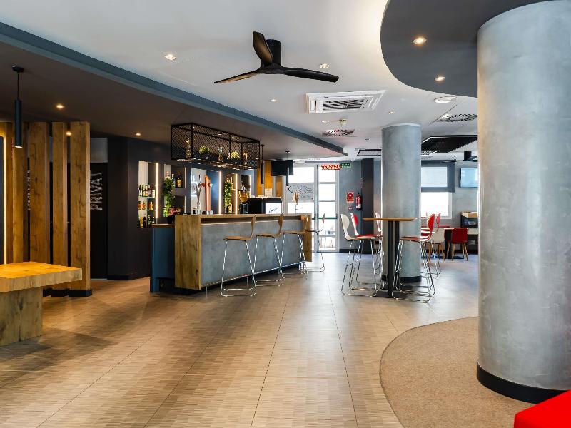 ibis Barcelona Castelldefels image