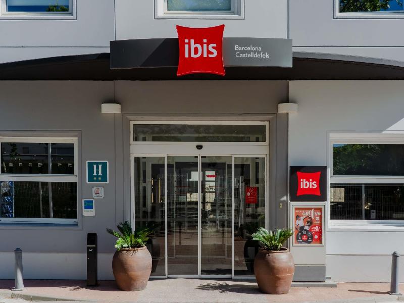 ibis Barcelona Castelldefels image