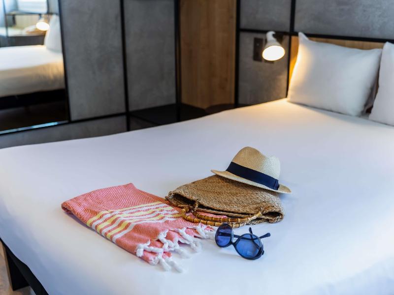 ibis Barcelona Castelldefels image