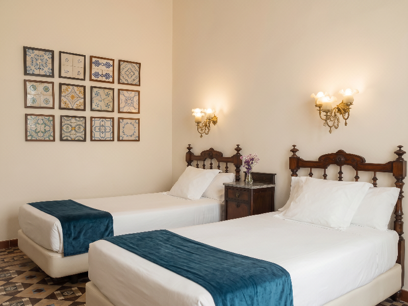 Hotel Medium Renaixença image