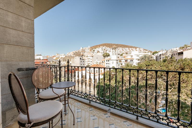 Hotel Reveron Plaza image