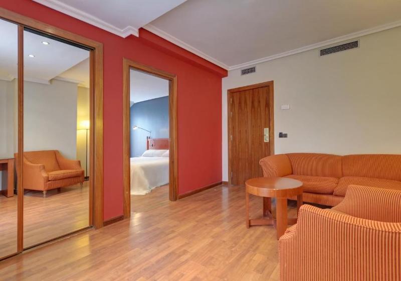 Hotel Segovia Sierra de Guadarrama image