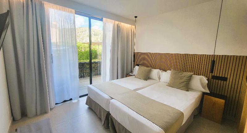 Hotel Eu Bahia Pollensa image