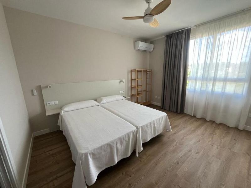 Aparthotel Pinosol image