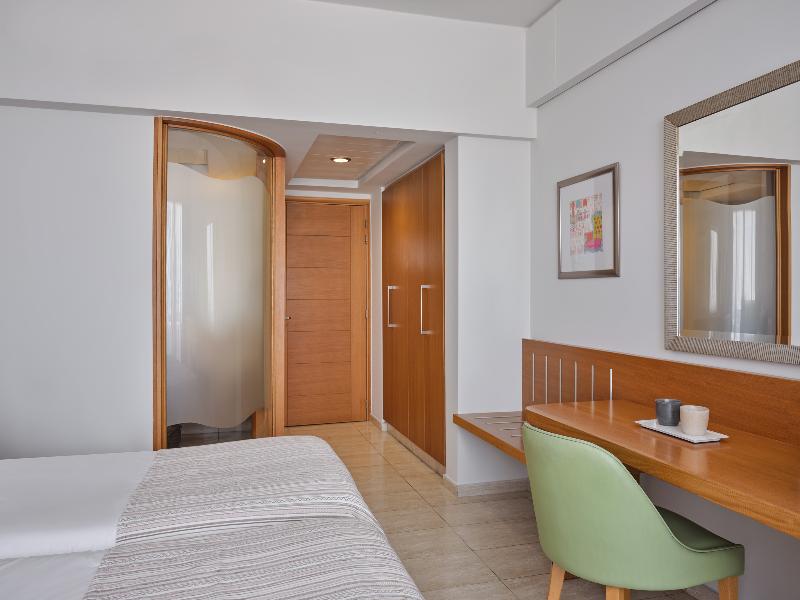 Atlantica Oasis Hotel image