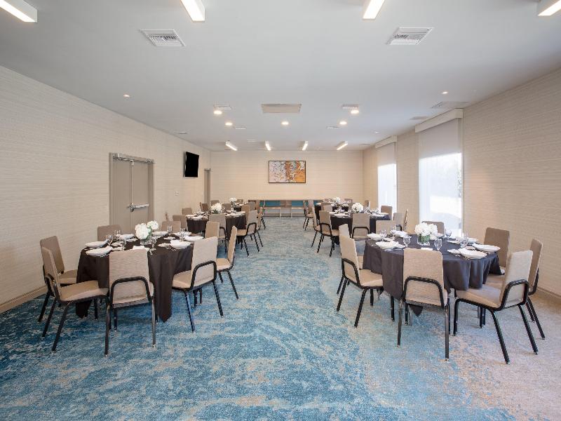 Holiday Inn Los Angeles - Lax Airport By IHG image