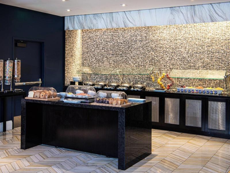 Beverly Hills Marriott image