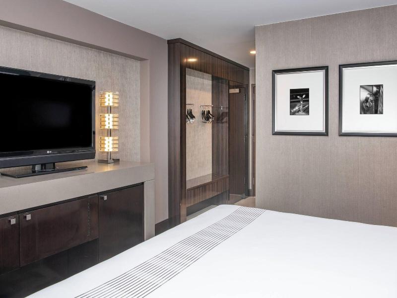 Beverly Hills Marriott image