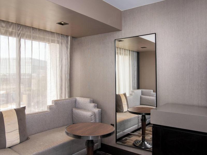 Beverly Hills Marriott image
