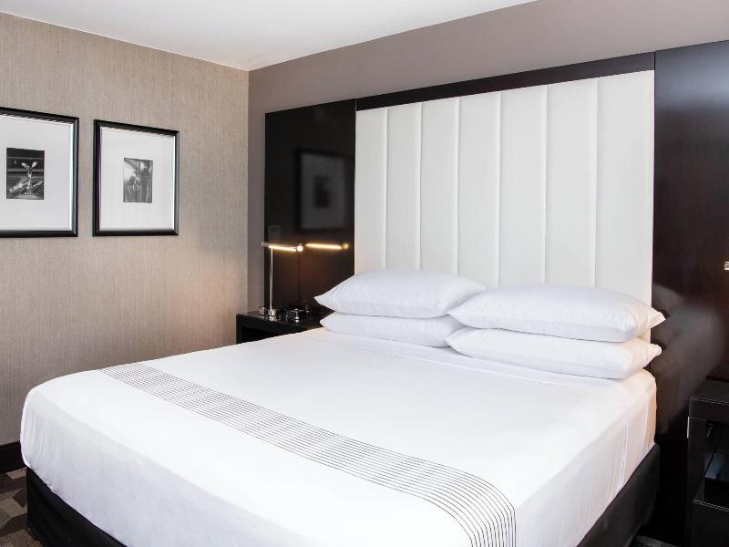 Beverly Hills Marriott image