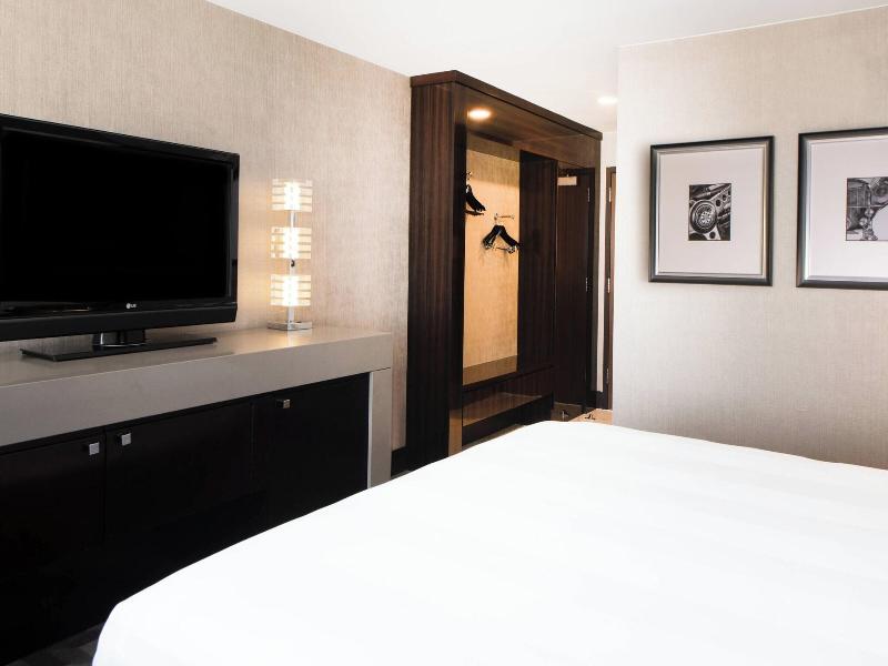 Beverly Hills Marriott image