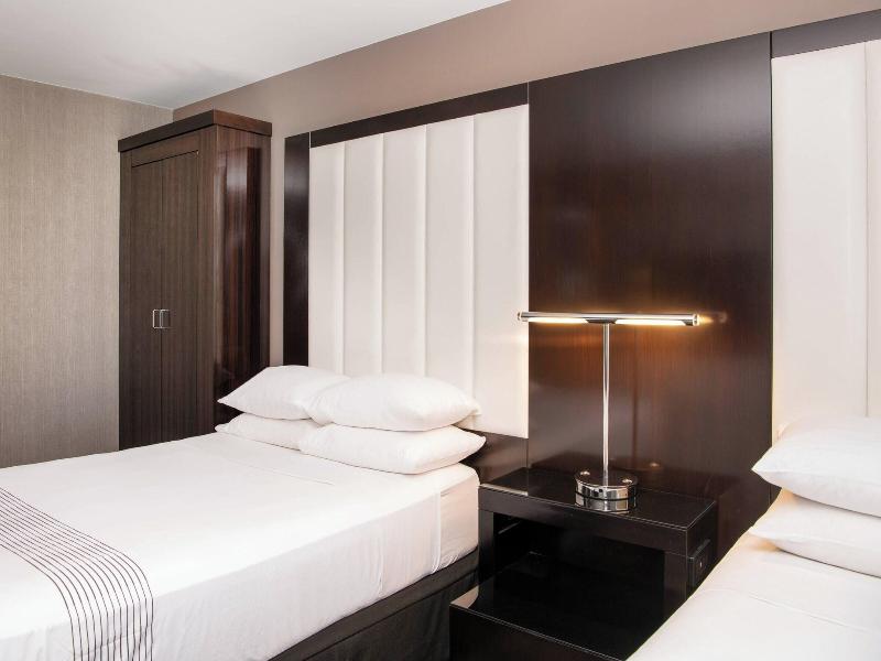 Beverly Hills Marriott image