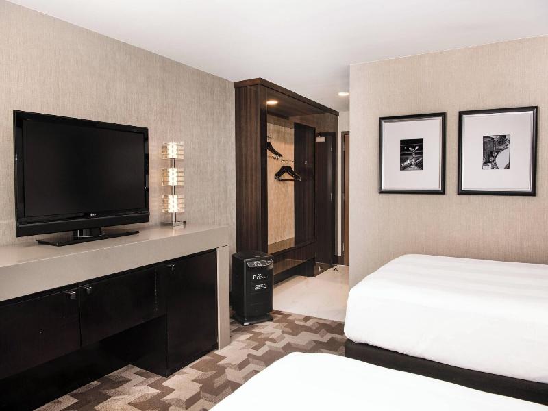 Beverly Hills Marriott image