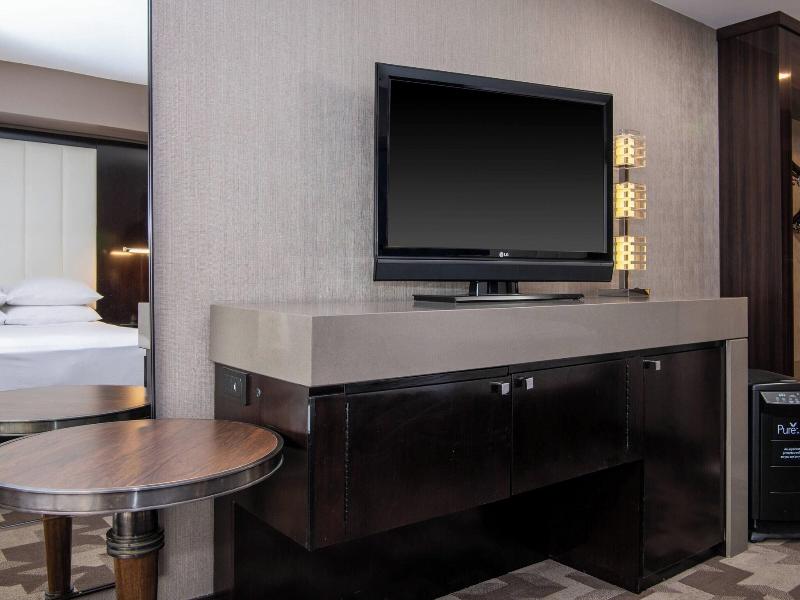Beverly Hills Marriott image