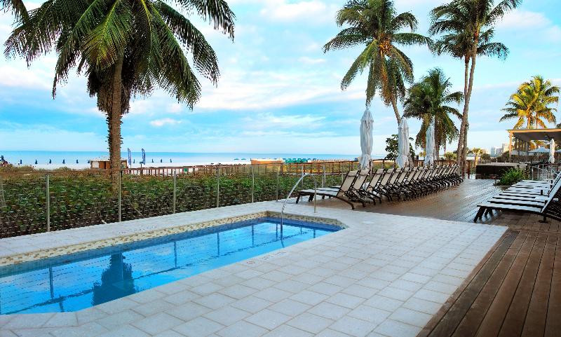 Hotel Hilton Marco Island Beach Resort and Spa