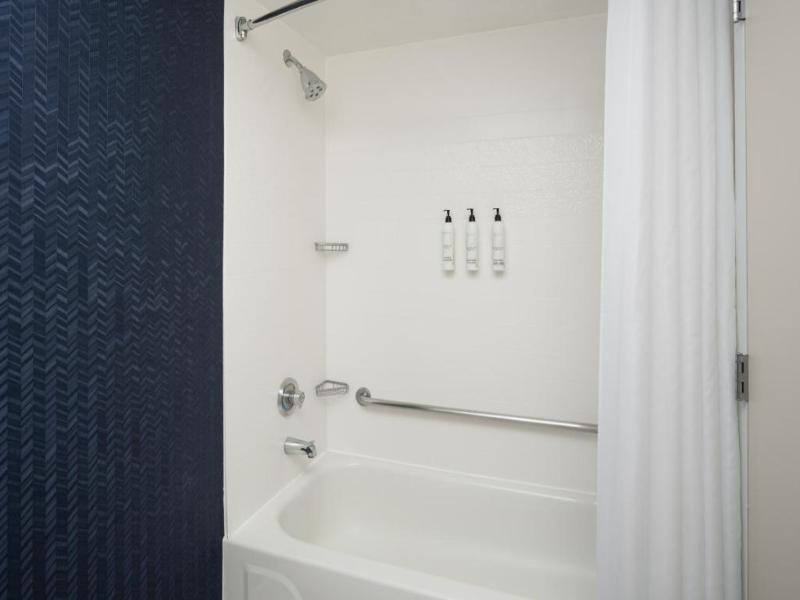 Fairfield Inn Orlando Airport image