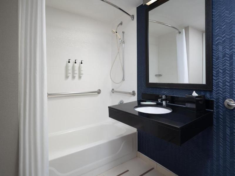 Fairfield Inn Orlando Airport image