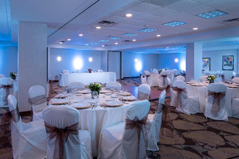 Crowne Plaza Memphis Downtown photo 5