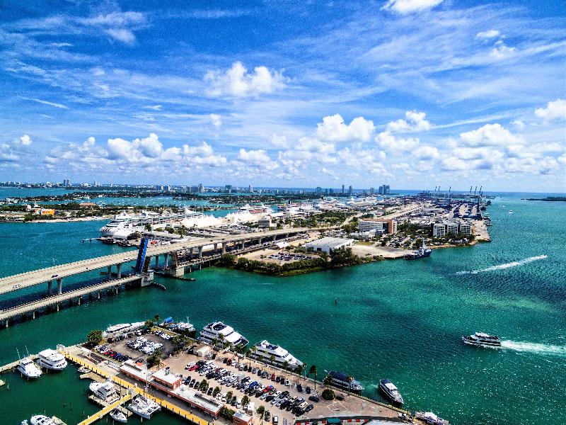 Holiday Inn Port of Miami