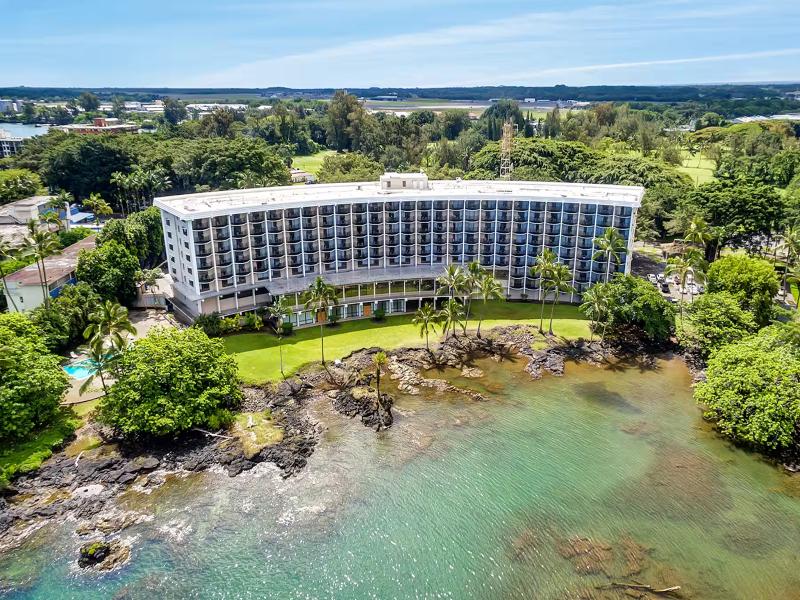Hilo Hawaiian Hotel Trademark Collection Wyndham image
