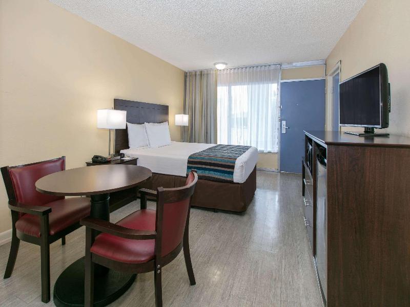 Days Inn by Wyndham Natchez image