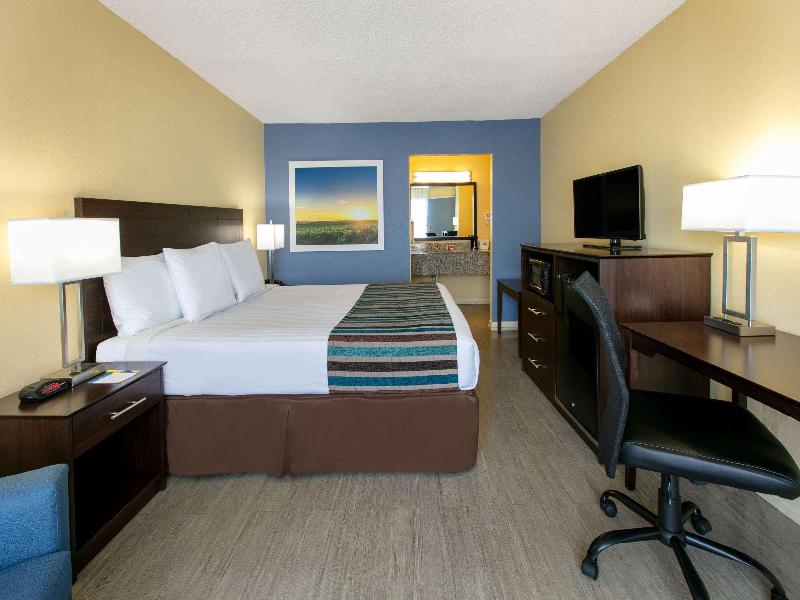 Days Inn by Wyndham Natchez image