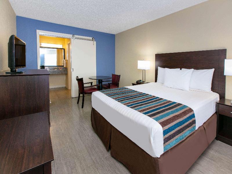 Days Inn by Wyndham Natchez image