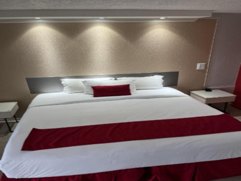 Travelodge by Wyndham Orlando International Drive image