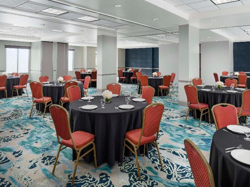Hilton Garden Inn Orlando at SeaWorld image