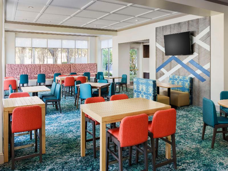 Hilton Garden Inn Orlando at SeaWorld image