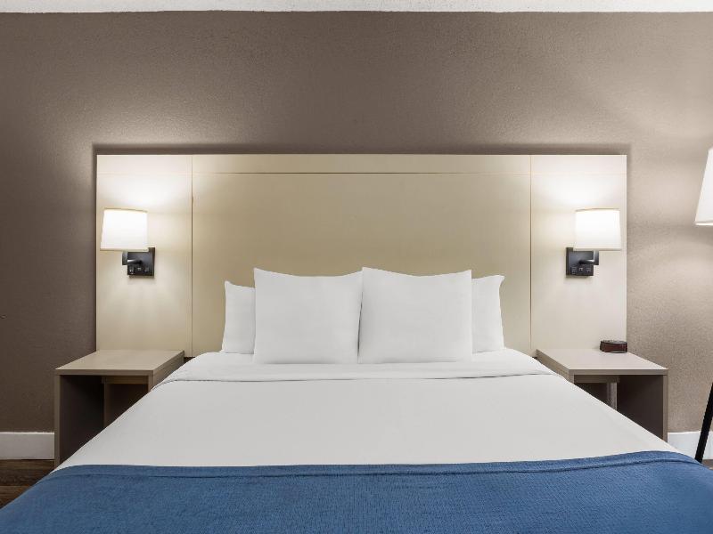 Wyndham I-Drive Avanti Resort & Conference Center image