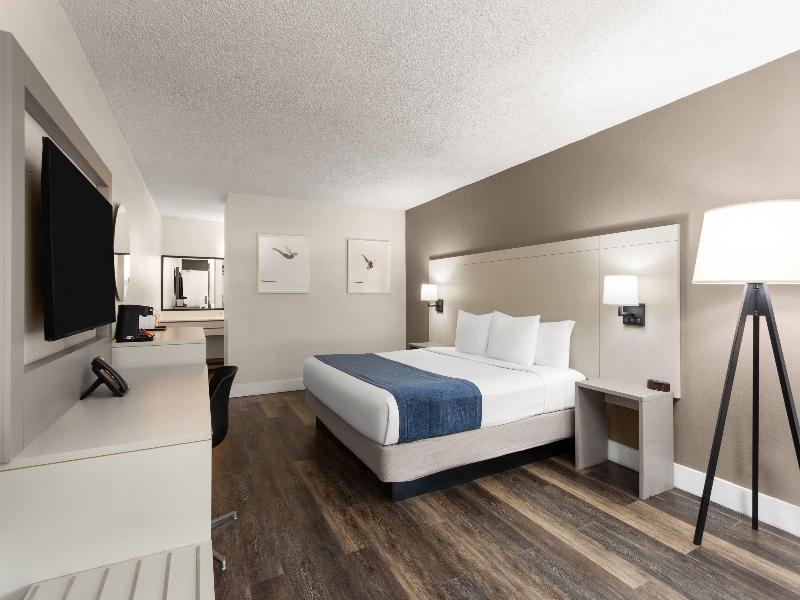 Wyndham I-Drive Avanti Resort & Conference Center image