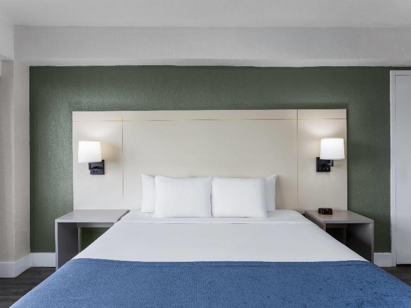 Wyndham I-Drive Avanti Resort & Conference Center image
