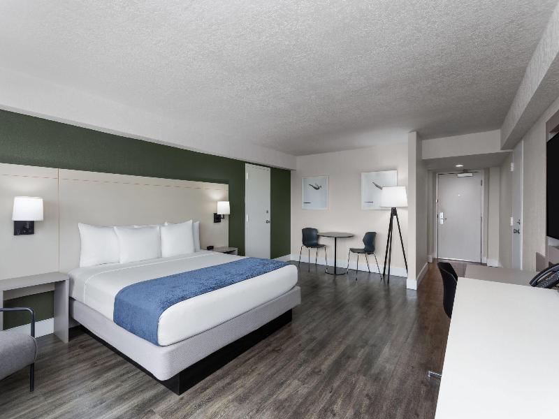 Wyndham I-Drive Avanti Resort & Conference Center image